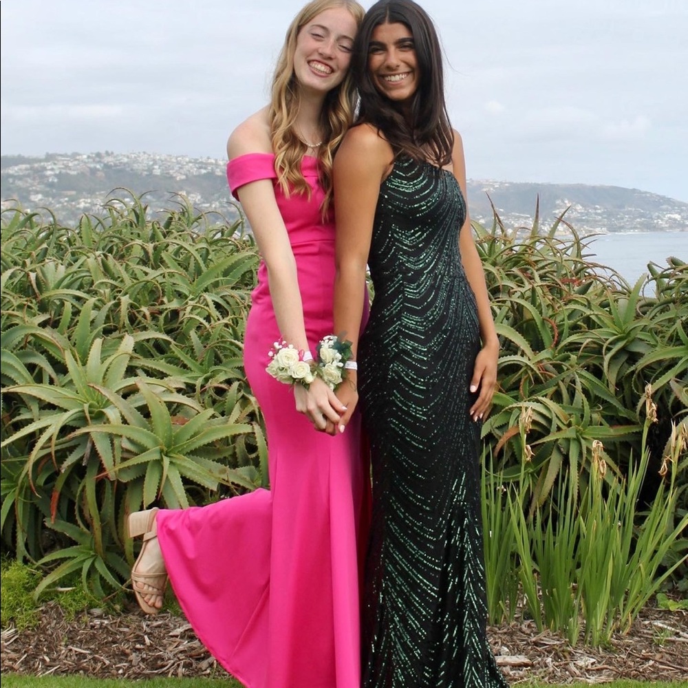 prom dress (green not pink) OPEN TO ALL OFFERS
